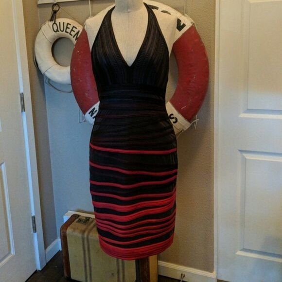 Halston Heritage Ombre Body Con Halter Dress 6 - Picture 1 of 12